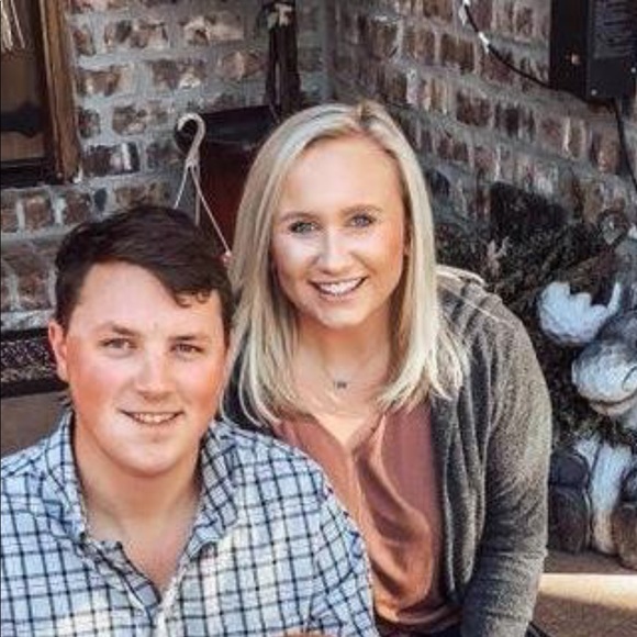 Meet your Posher, Abby - Picture 1 of 1